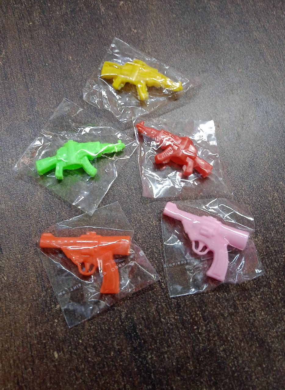 Gun Shape Pencil Top For Kids Office Small Gun Toy (1 Pc Mix Colour Design)